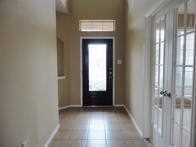 2222 Mangrove Bend Dr - Photo 2 of 10