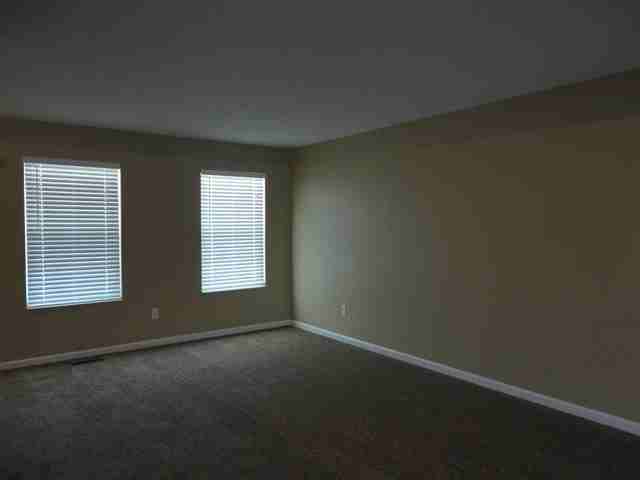 829 Preservation St - Photo 3 of 18