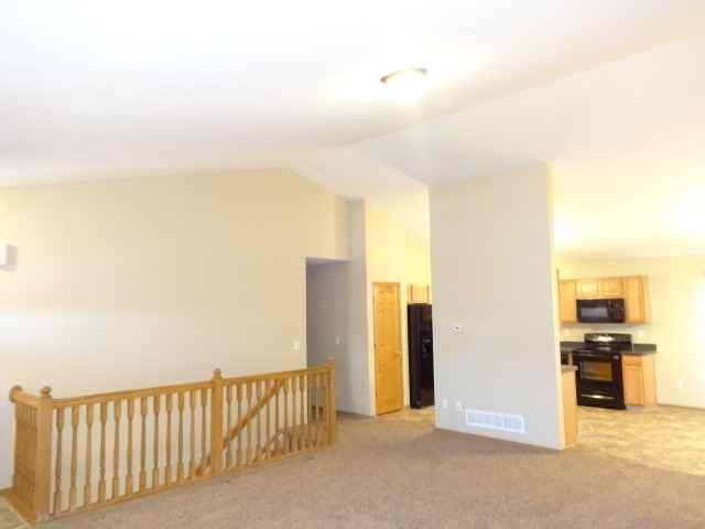 3812 Wolf Creek Rd - Photo 3 of 11