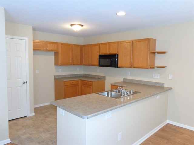 4167 Liverpool St - Photo 3 of 11