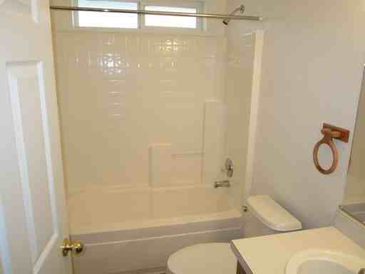 1275 Gambrel Dr - Photo 3 of 7