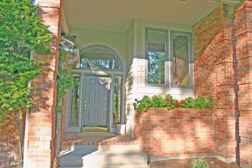 16816 N Golden Dr - Photo 2 of 24