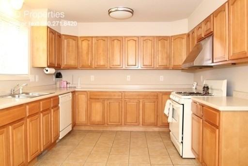 32 Harding St - Photo 2 of 26