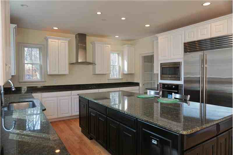 45 Witches Spring Rd - Photo 3 of 33