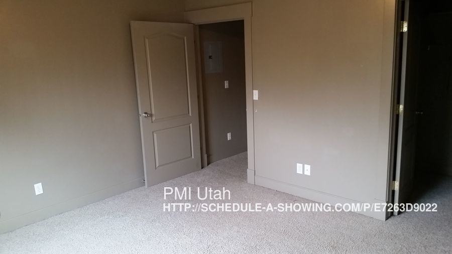 312 S Pineview Dr - Photo 3 of 10