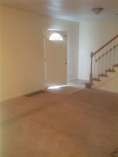 1404 Donovan St - Photo 2 of 8