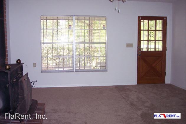 277 Stewart St - Photo 2 of 14