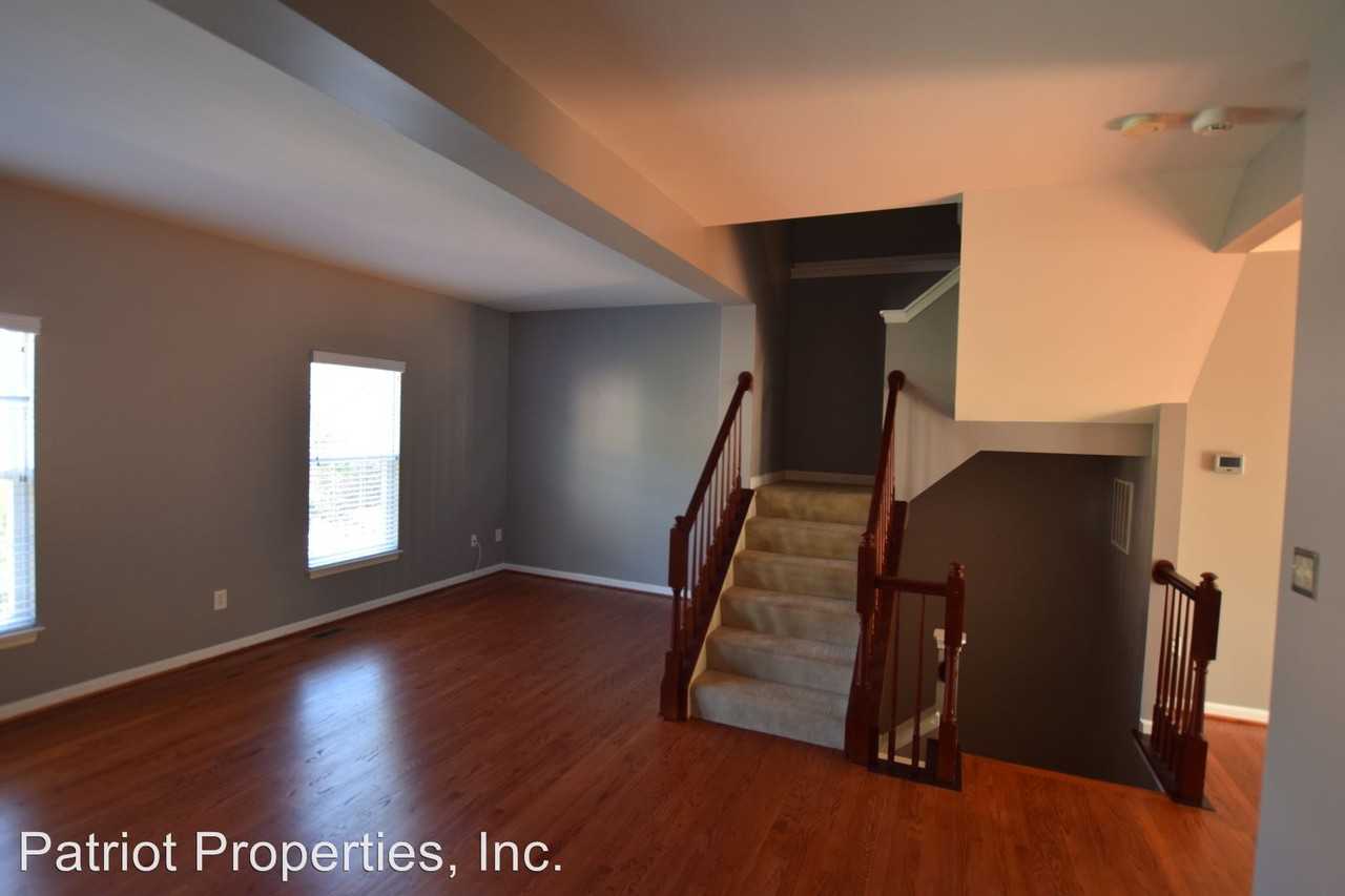 47454 Sharpskin Island Square - Photo 2 of 10