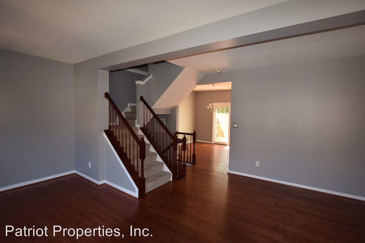 47454 Sharpskin Island Square - Photo 3 of 10