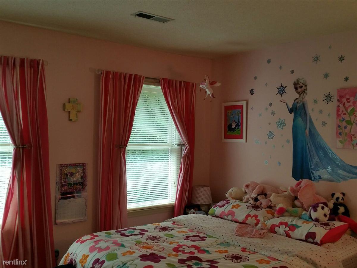 5202 Candlewick Rd - Photo 2 of 11