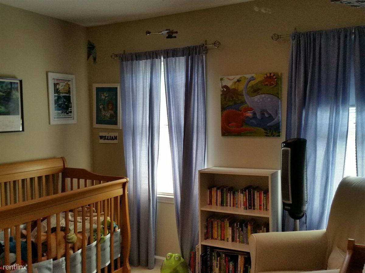 5202 Candlewick Rd - Photo 3 of 11