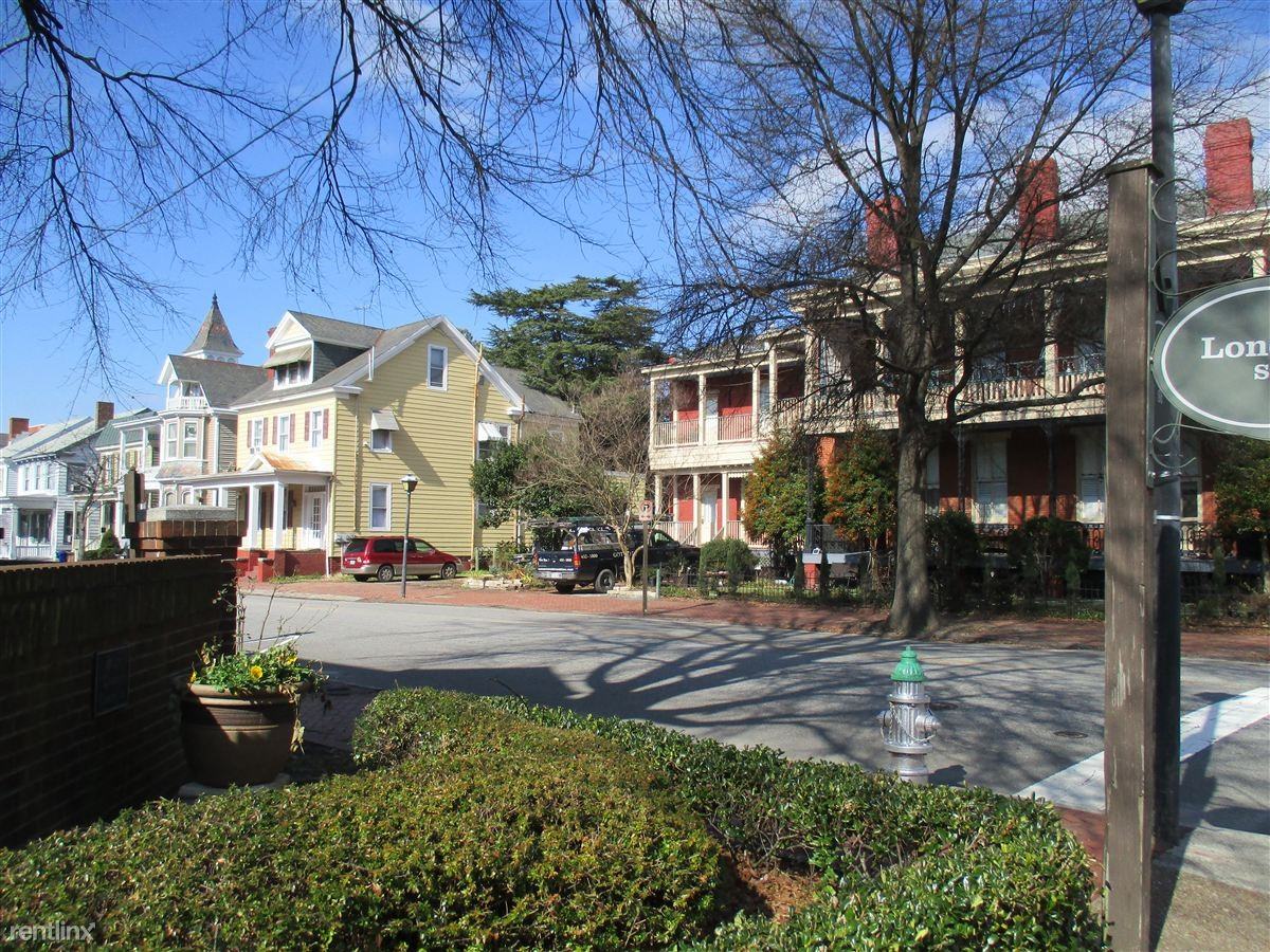 Oxford Place Apartments - Photo 2 of 23