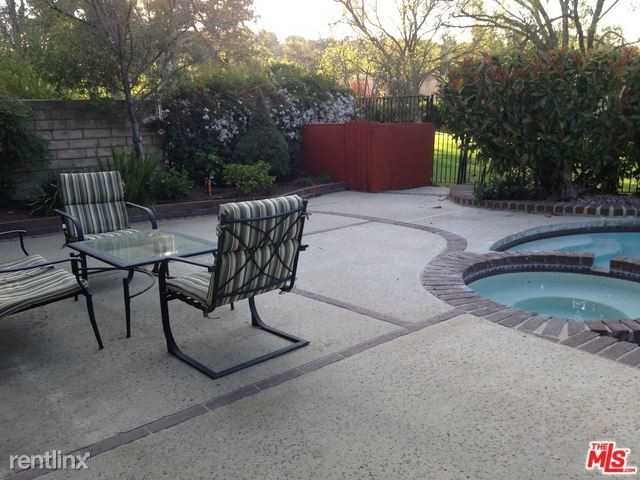 3809 Mainsail Cir - Photo 2 of 3