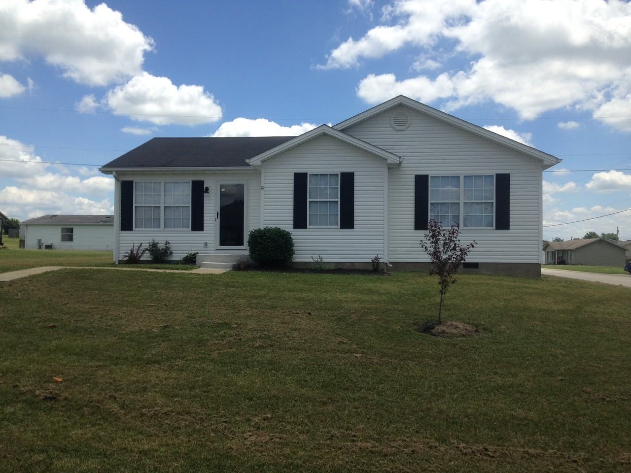 100 Cr-1021J - Photo 2 of 10