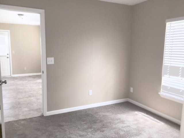 403 Lake Forest Dr - Photo 2 of 19