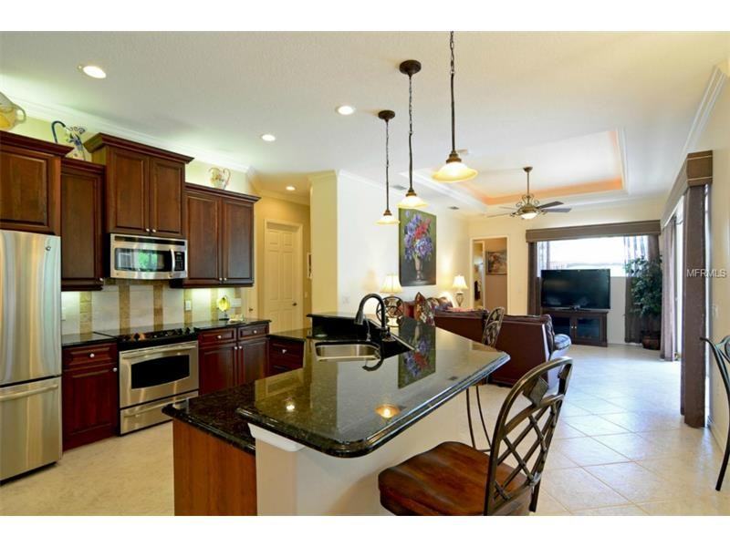 22575 Morning Glory Cir - Photo 3 of 11