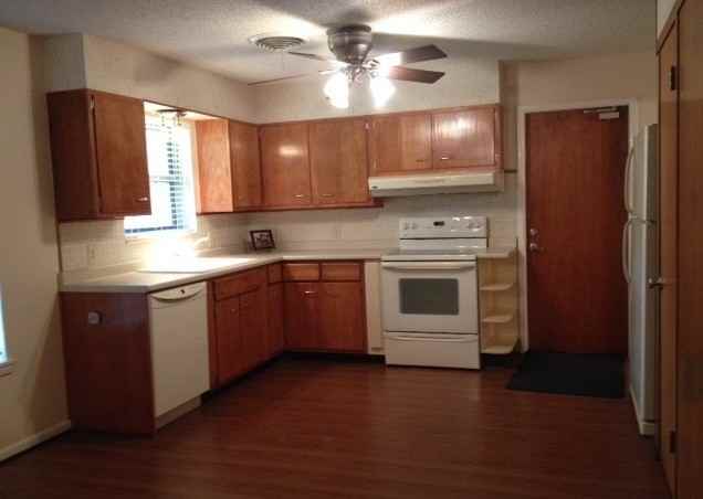 11110 Dreamland Dr - Photo 3 of 8