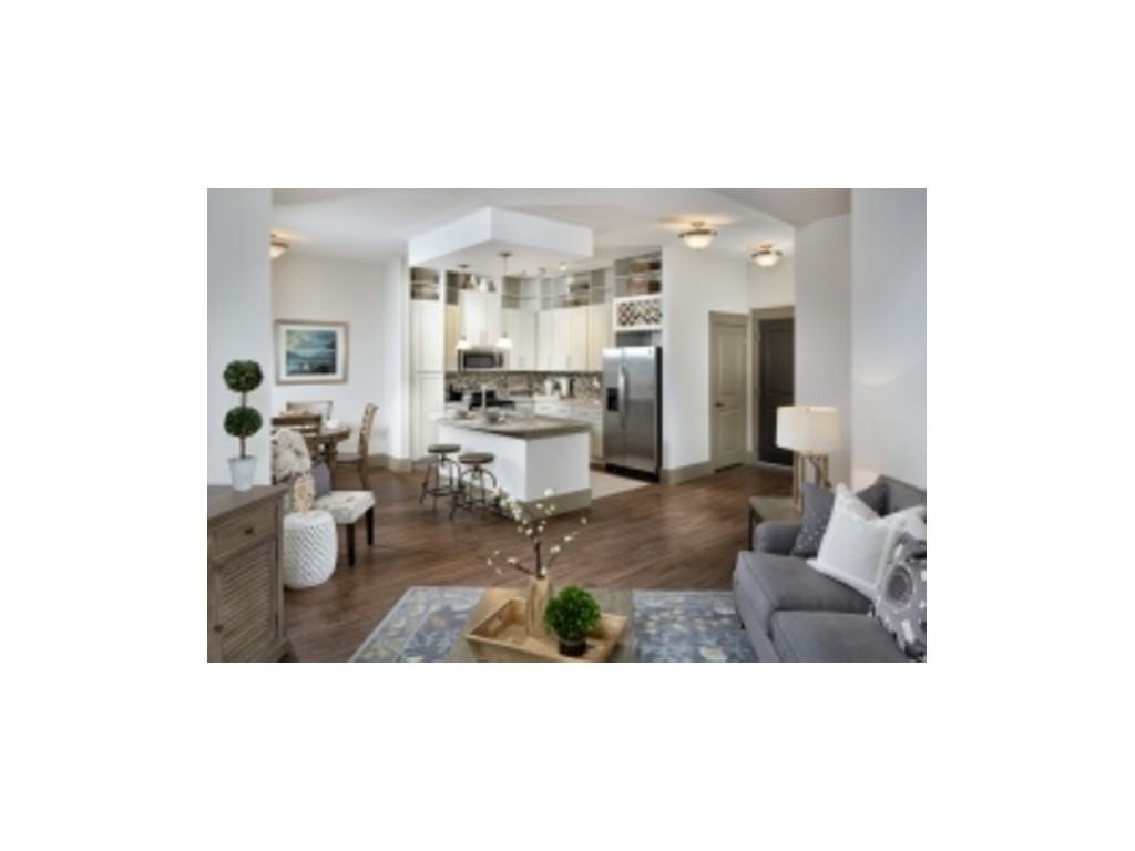 Varela Westshore - Photo 2 of 20