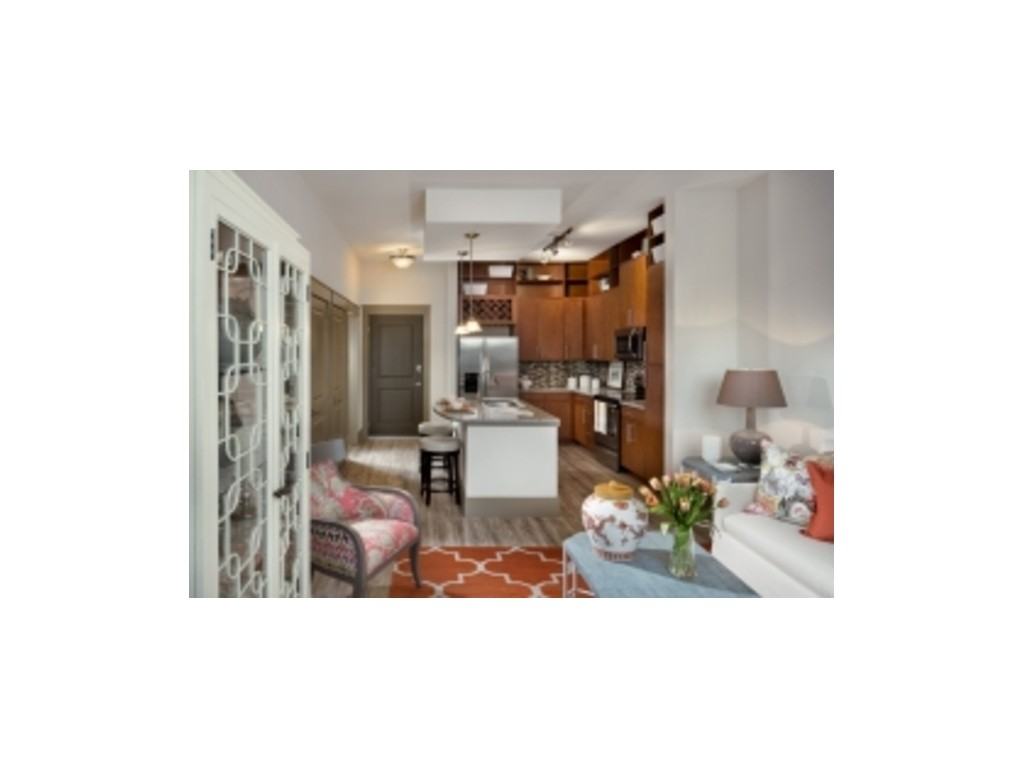 Varela Westshore - Photo 3 of 20