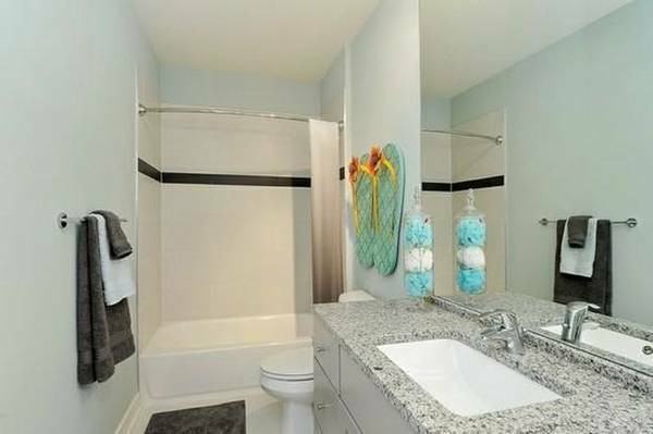 1815 N 17th St #3 - Photo 2 of 4