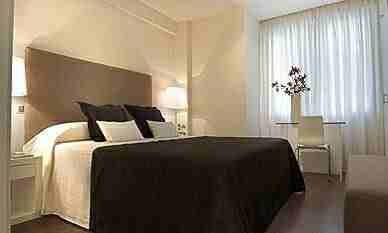 1815 N 17th St #3 - Photo 3 of 4