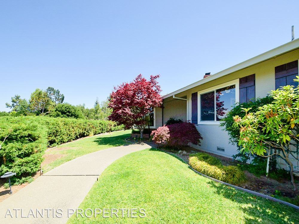 2132 Sierra Ventura Dr - Photo 3 of 29