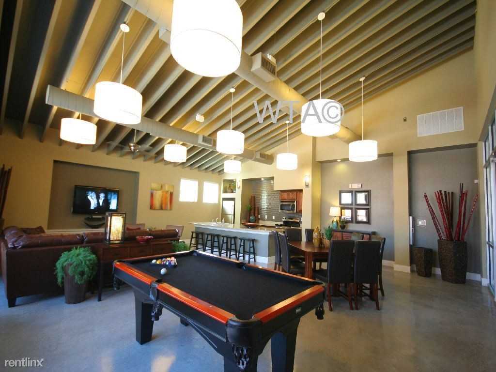 6212 Crow Ln - Photo 3 of 10