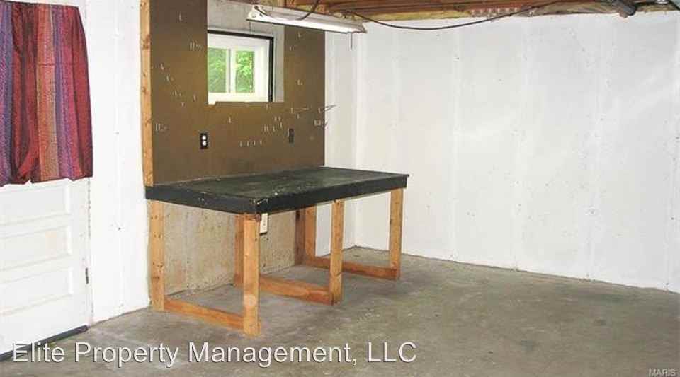 1116 Illinois Ave - Photo 2 of 14