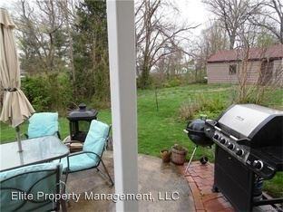 1537-1557 Grand Ave - Photo 2 of 50