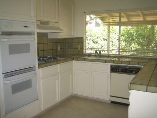 1476 Constanso Way - Photo 2 of 3