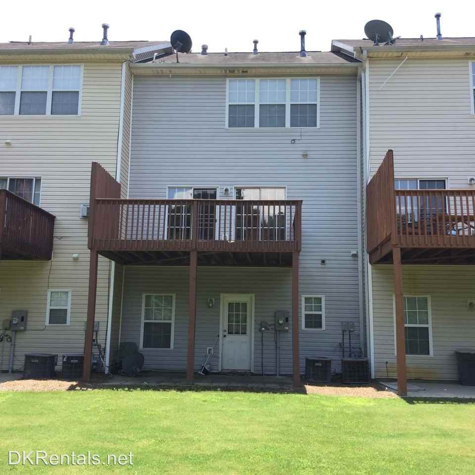 557 Lantern Wood Dr - Photo 3 of 21