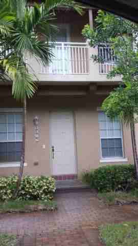 2517 Northwest 4th Court - Photo 3 of 5