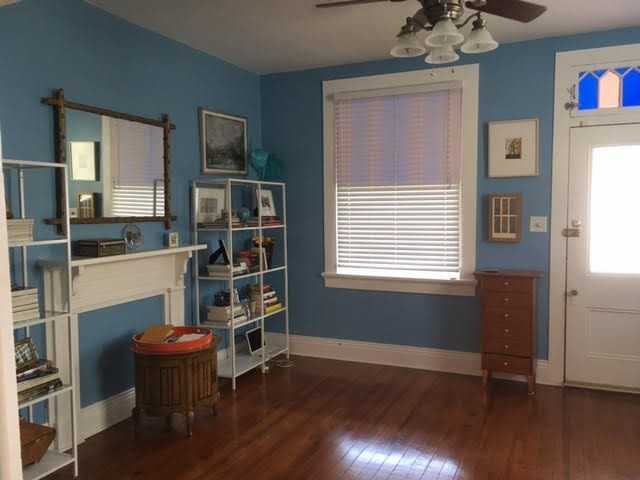 526 Bellecastle St - Photo 3 of 6