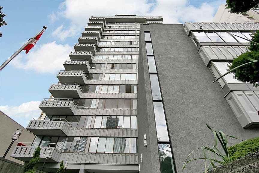 1640 Alberni St - Photo 3 of 25