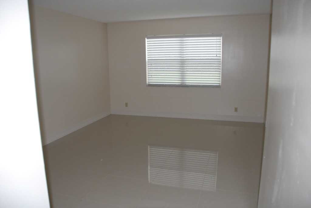5137 Rosen Blvd - Photo 7 of 26