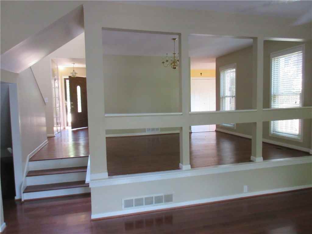 20 Colony Ridge Dr - Photo 3 of 23