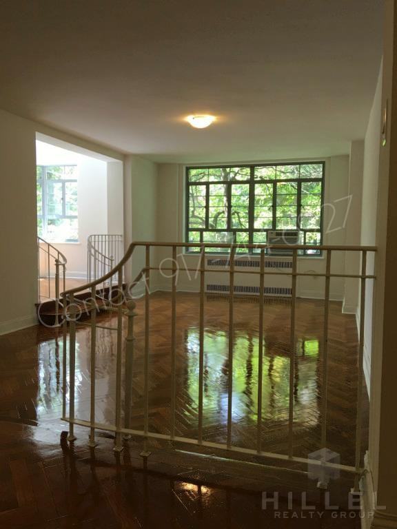 Greenway Terrace #15V