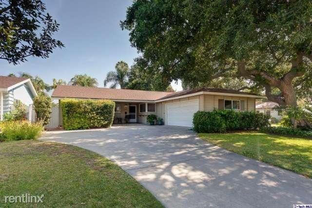 2787 San Pasqual St - Photo 2 of 3