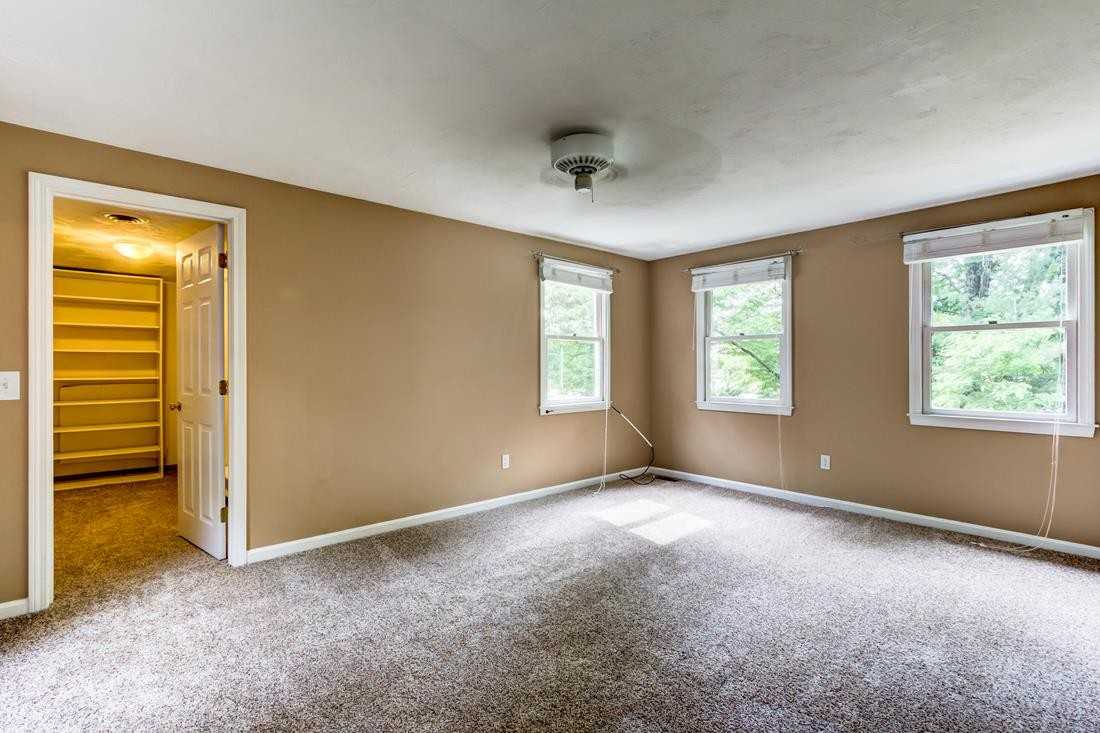 5 Southville Rd - Photo 3 of 26