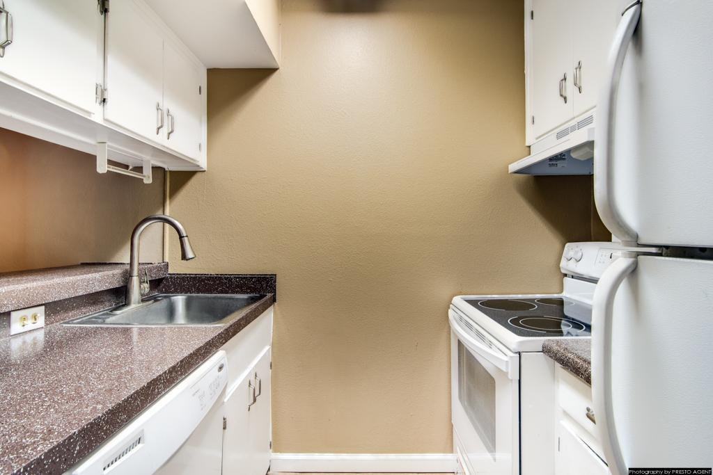 5333 Richmond Ave - Photo 2 of 11