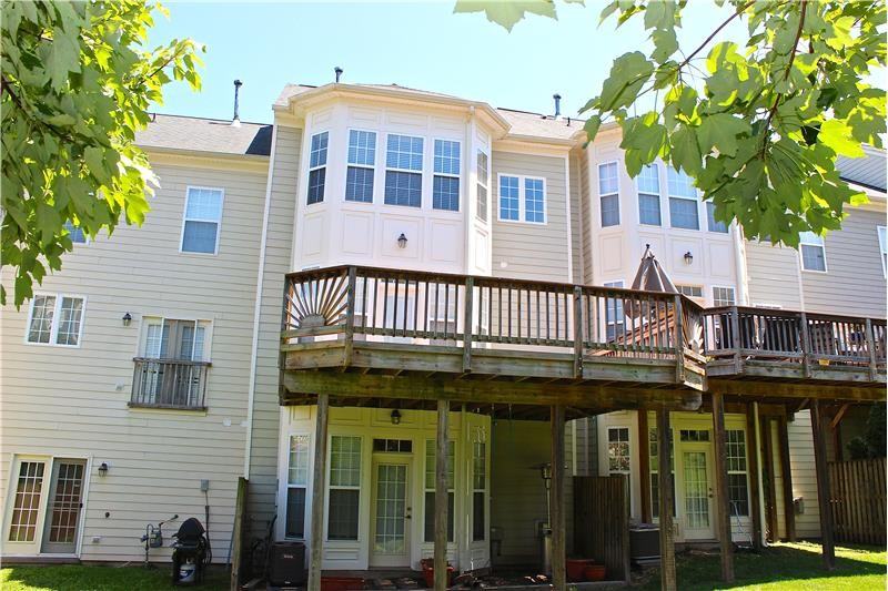 43799 Lees Mill Square - Photo 3 of 25