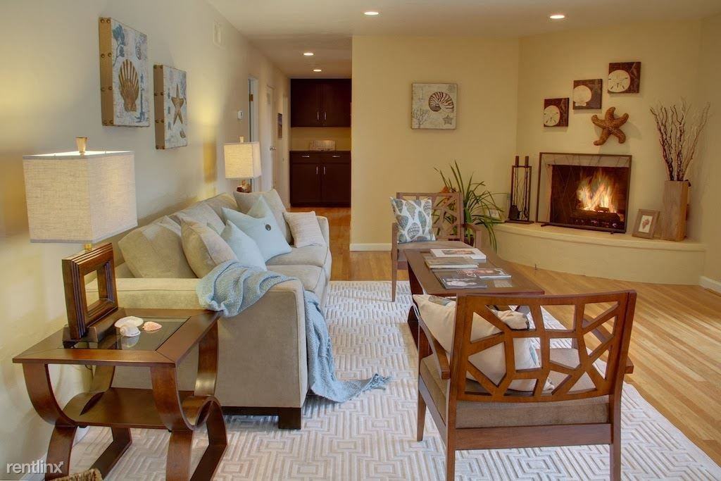 1039 Vaquero Rd - Photo 2 of 17