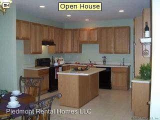 4303 Merlot Way - Photo 3 of 8