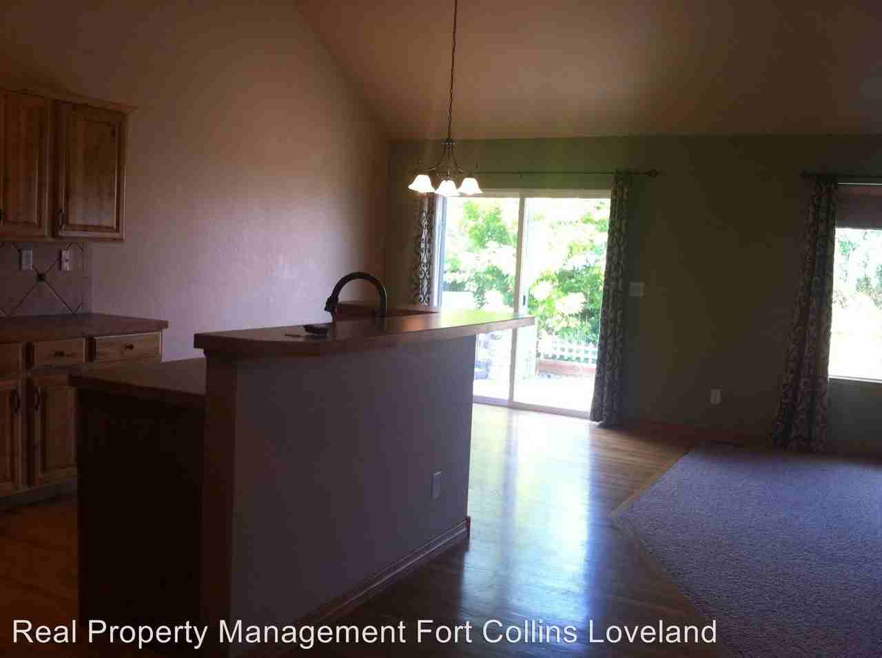 3622 Hyacinth St - Photo 3 of 17