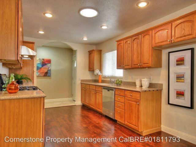 4915 Caroline Way - Photo 3 of 13