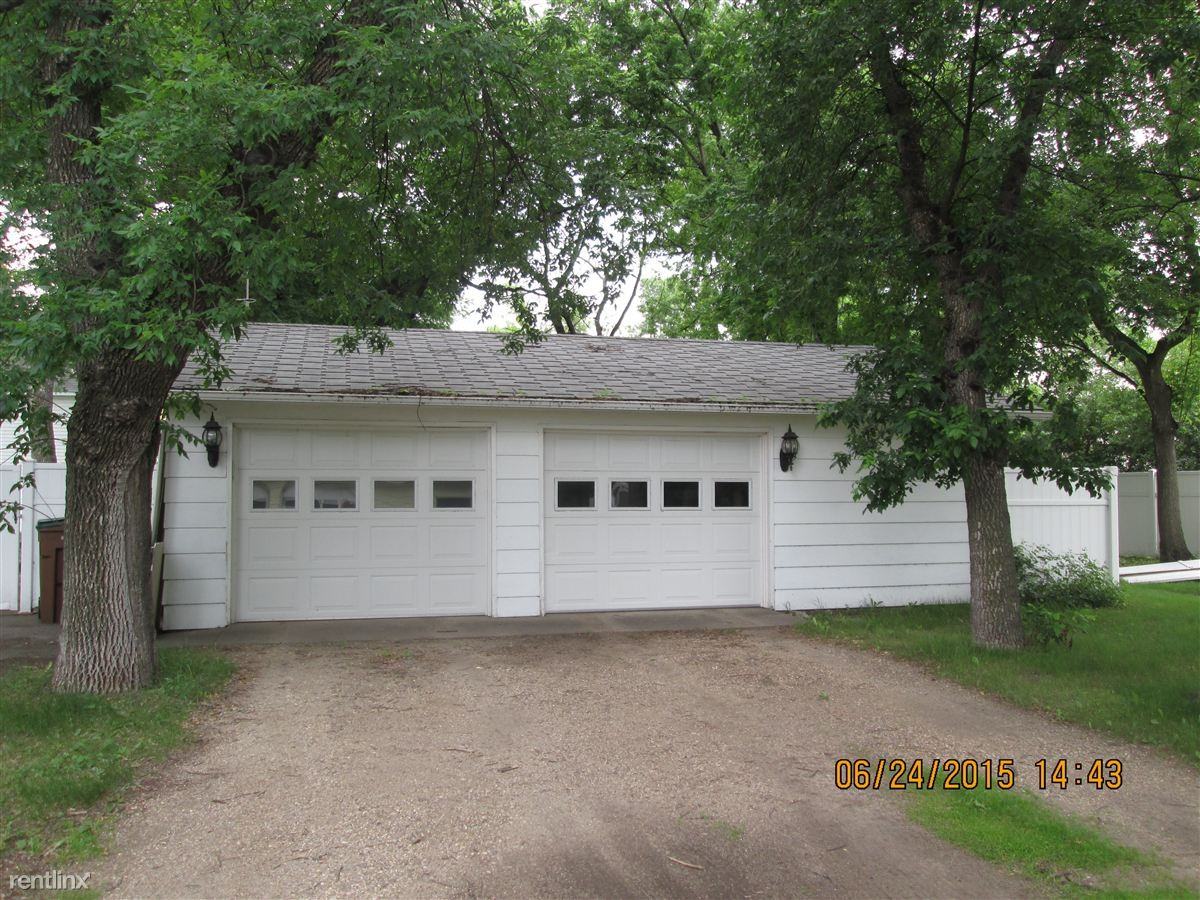 424 Terry Ave - Photo 2 of 79