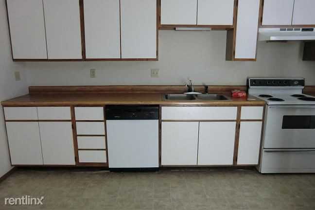 7 Heritage Pl - Photo 3 of 8