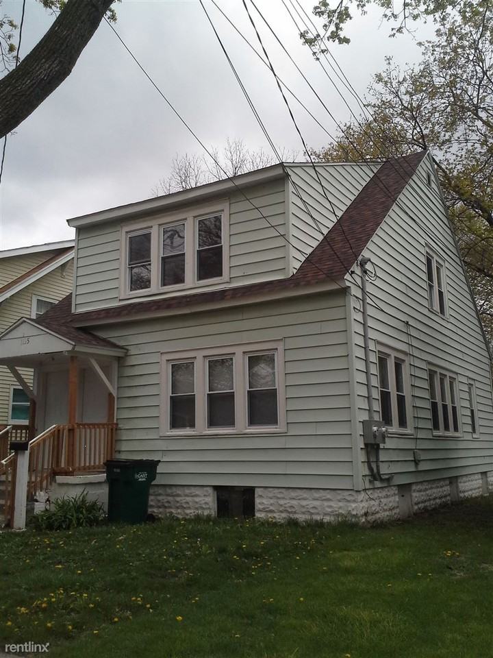 1135 Dakin St - Photo 2 of 9
