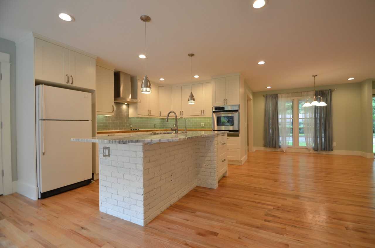 810 McCants Dr - Photo 3 of 12