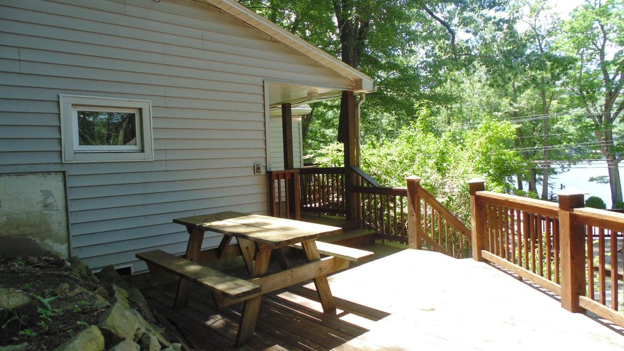 326 Deep Creek Dr - Photo 3 of 20